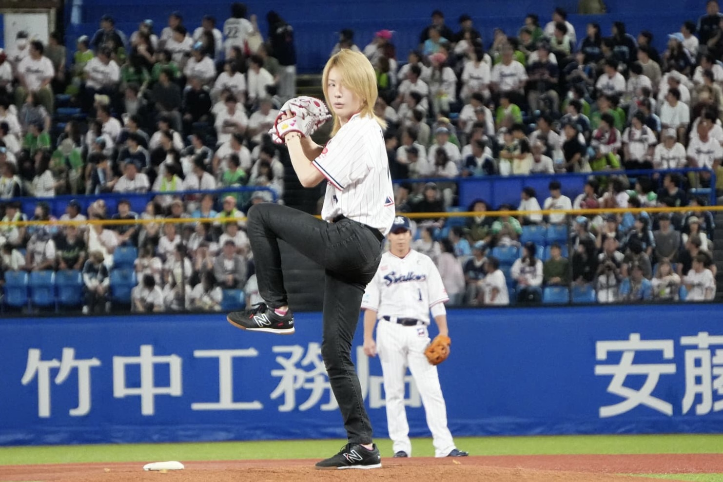 D360C2D5-F8D4-4397-A540-