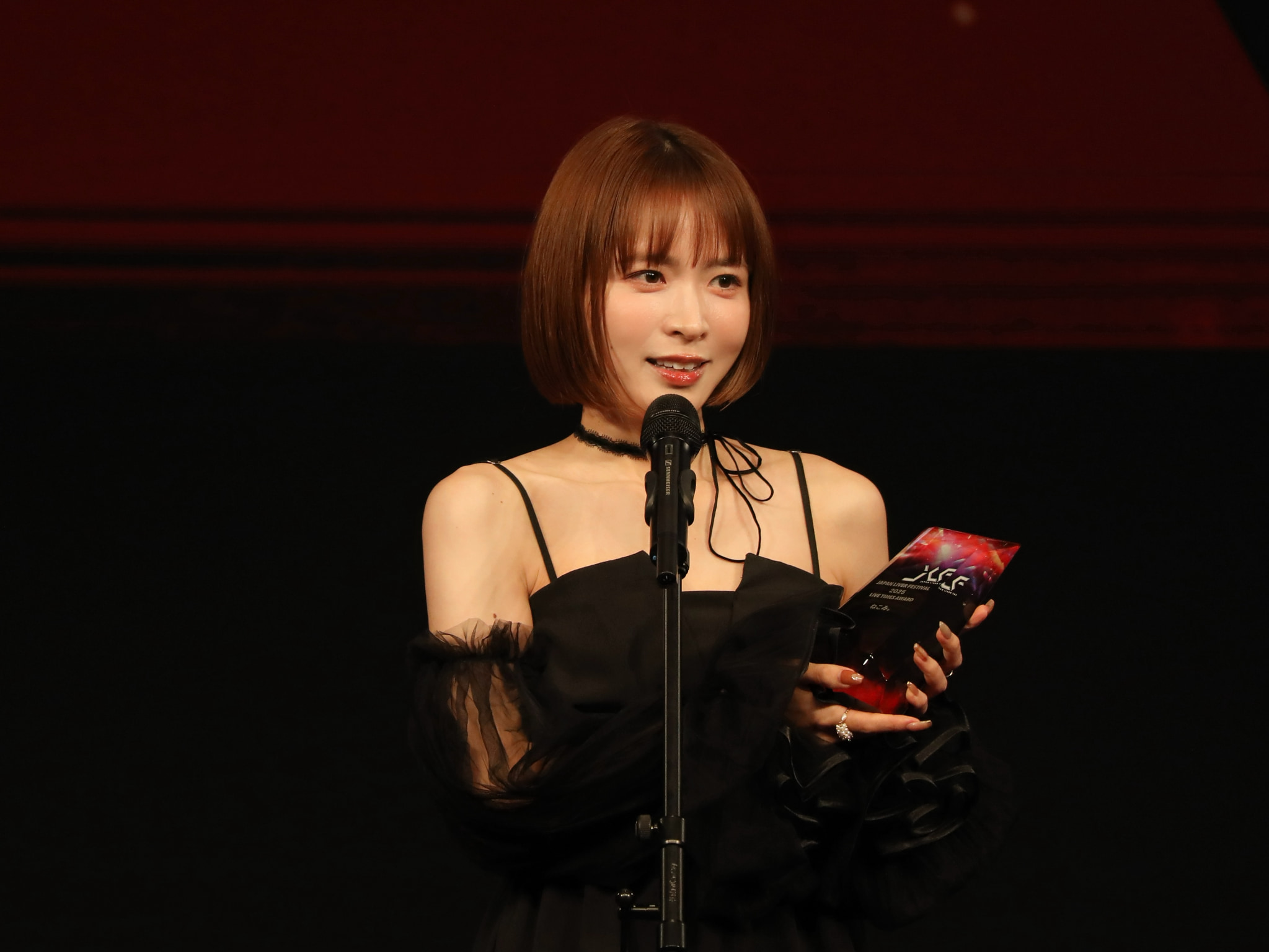 ライバーの肩書きは捨てない」人気インフルエンサー・ねこみ。、業界初